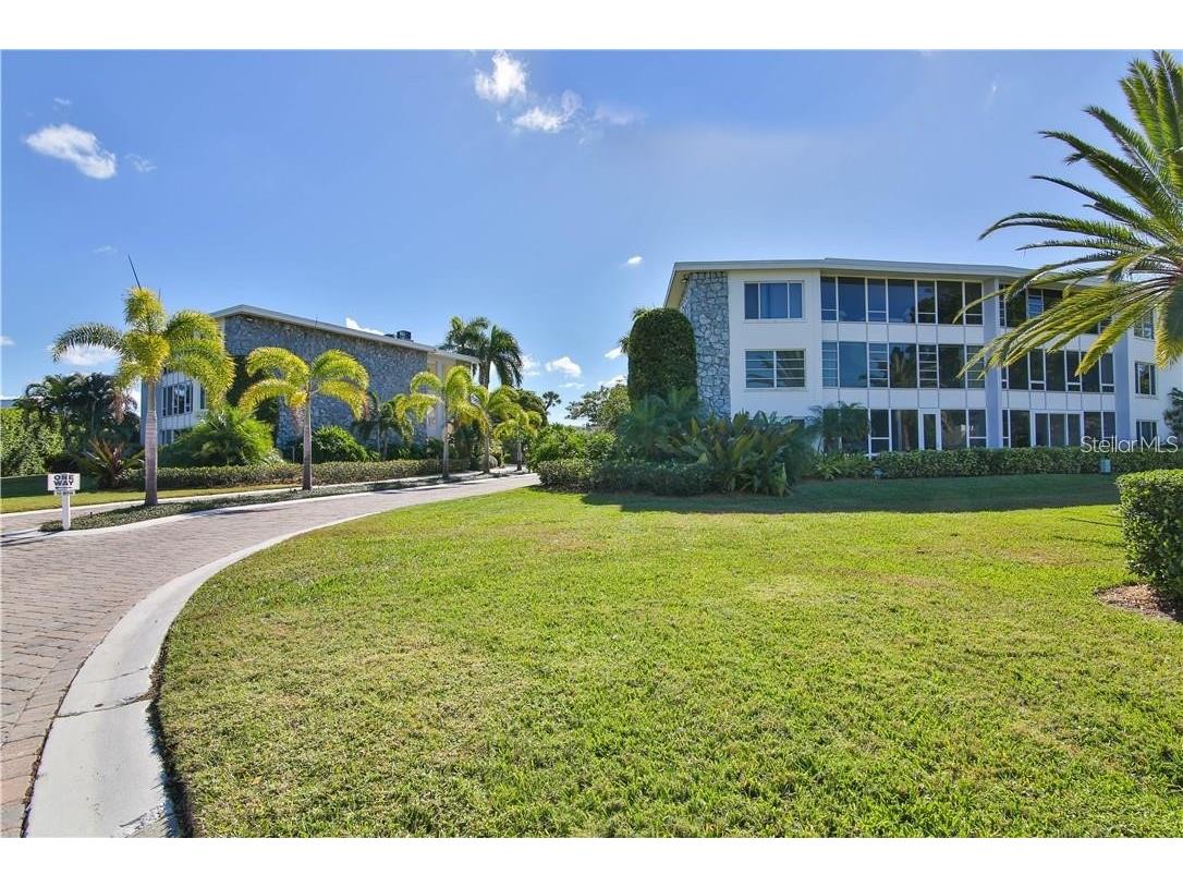 100 Sands Point Road #317 Longboat Key FL 34228 A4690601 image1