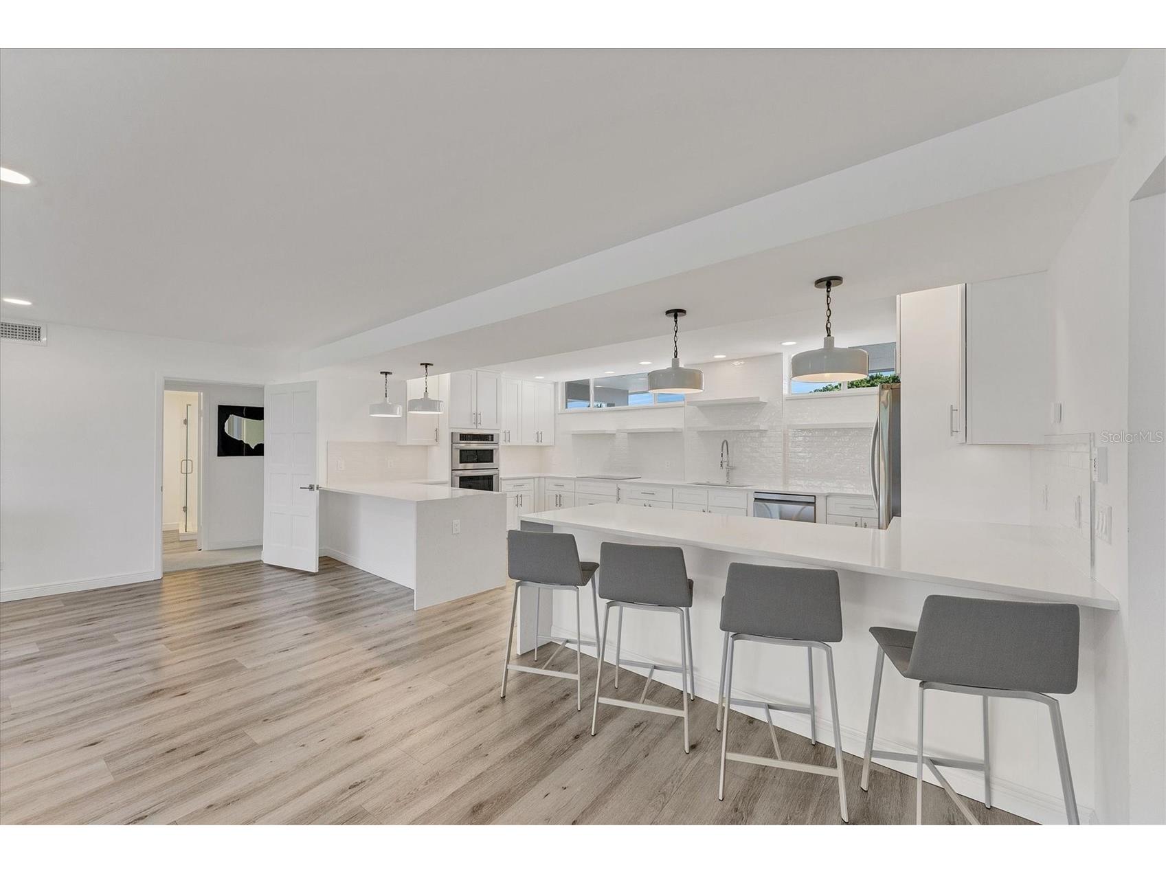 100 Sands Point Road #323 Longboat Key FL 34228 A4635400 image10