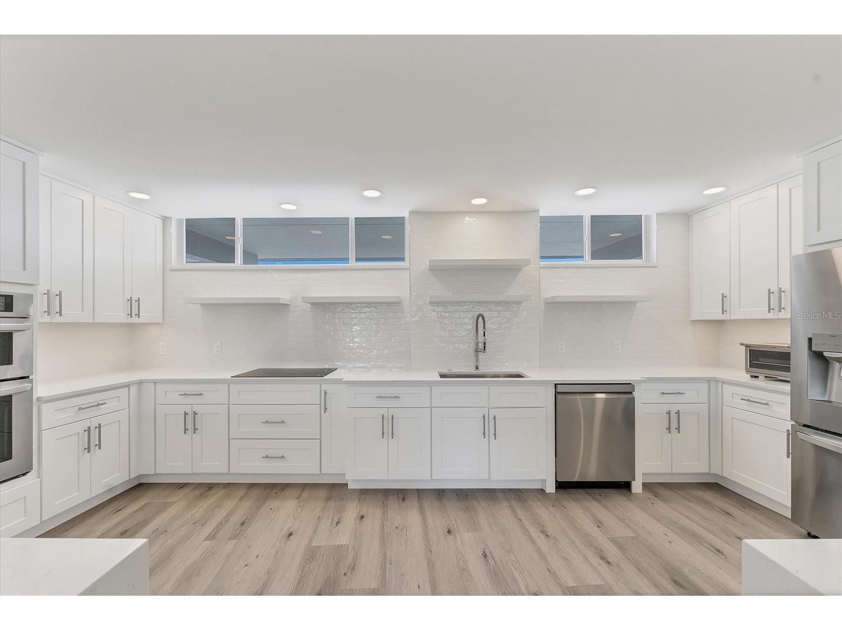 100 Sands Point Road #323 Longboat Key FL 34228 A4635400 image11