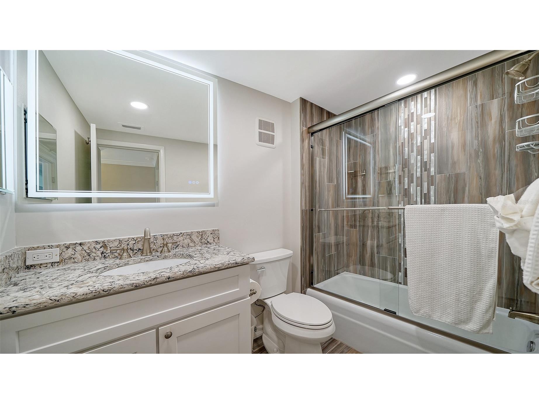 100 Sands Point Road #324 Longboat Key FL 34228 A4609759 image24