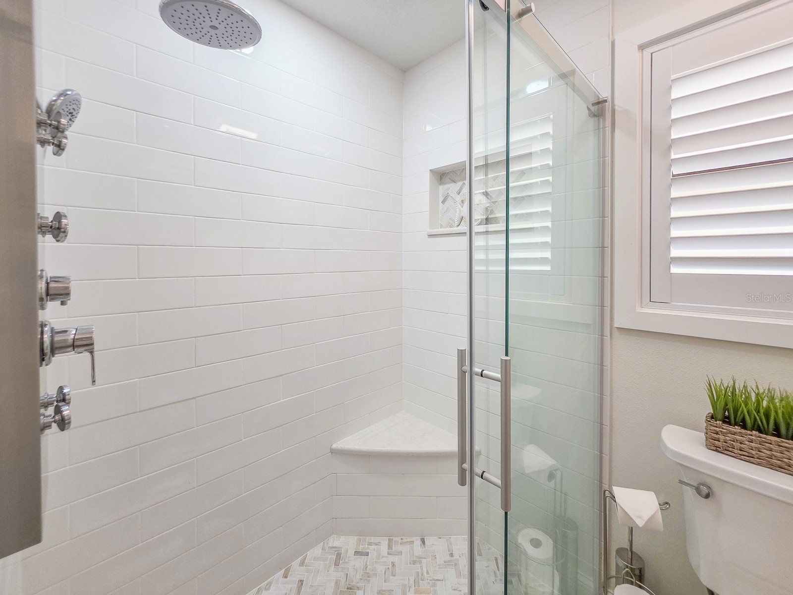 100 Sea Pines Circle Daytona Beach FL 32114 NS1088625 image36