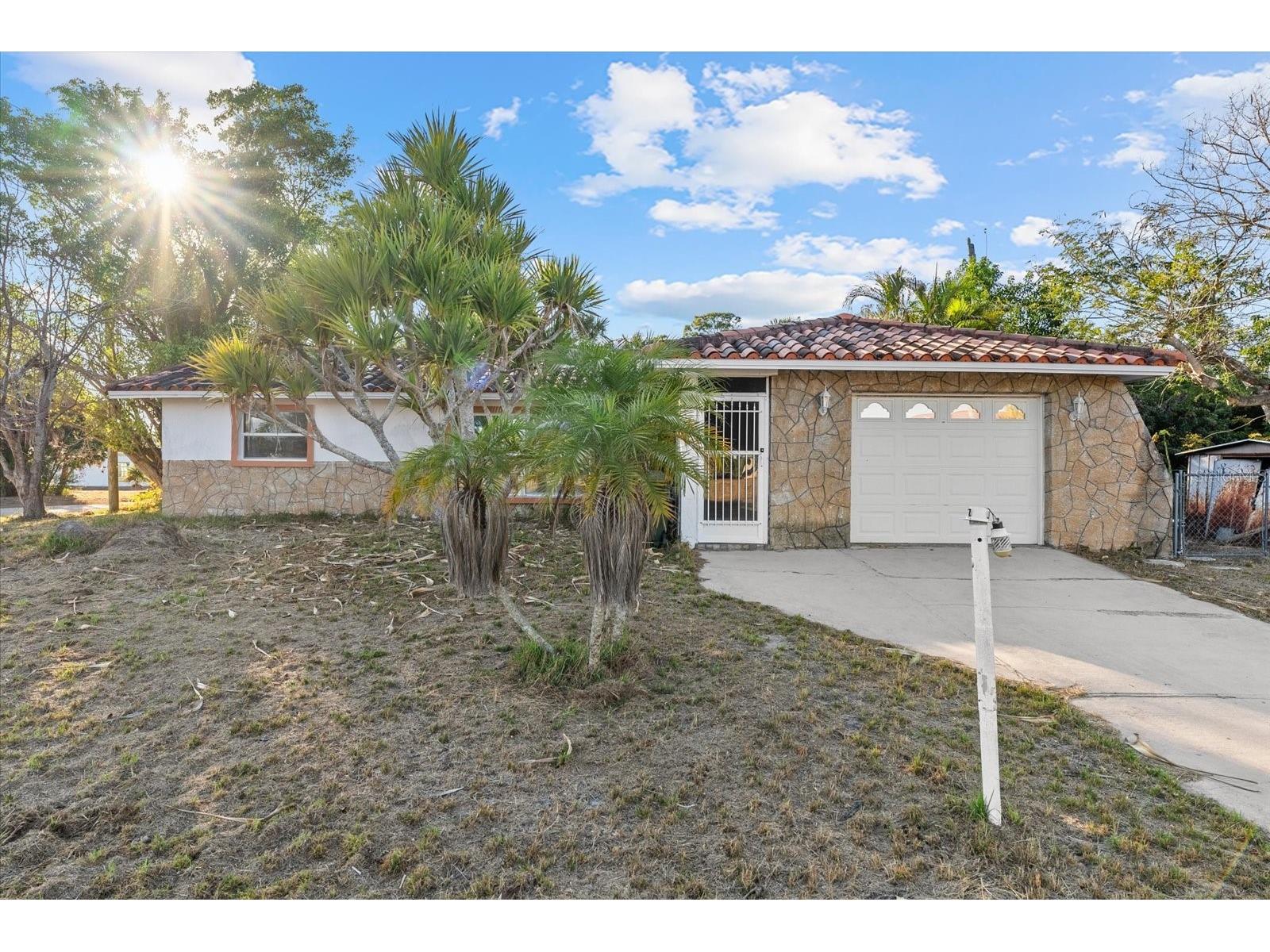 100 Siena Place North Port FL 34287 N6142869 image1