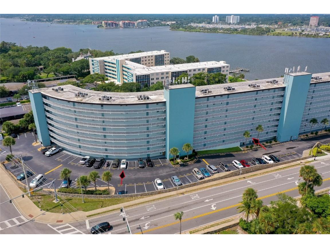 100 Silver Beach Avenue #216 Daytona Beach FL 32118 - INTRACOASTAL HALIFAX RIVER V4937868 image1