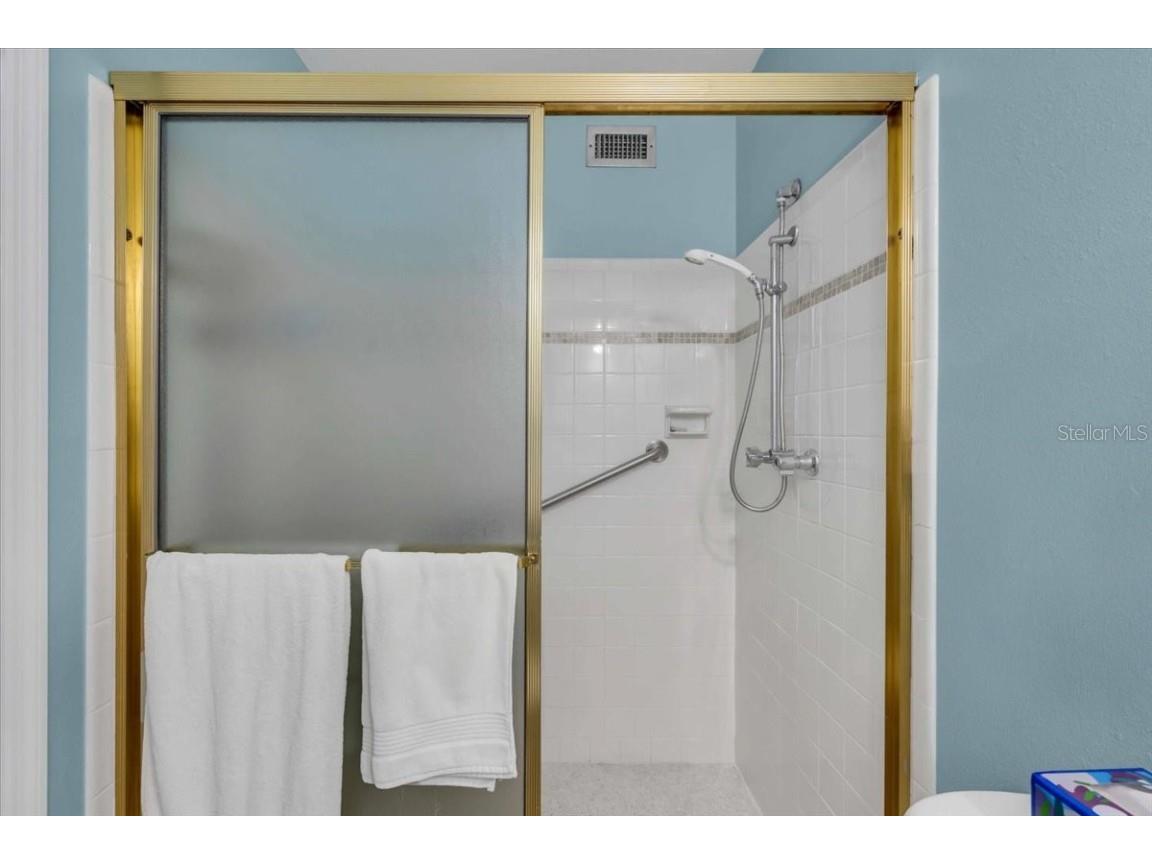 100 The Esplanade N #18 Venice FL 34285 N6139803 image17