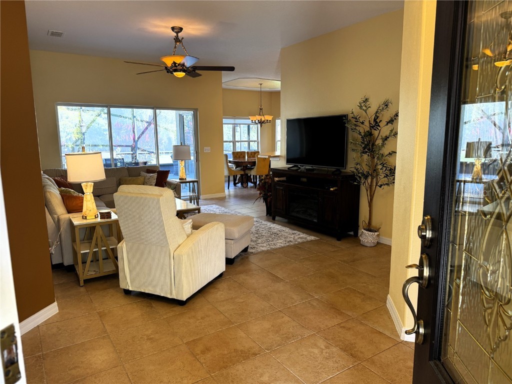 100 Vizcaya Court Poinciana FL 34759 TB8452171 image8