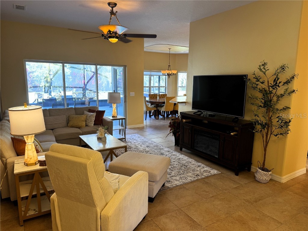 100 Vizcaya Court Poinciana FL 34759 TB8452171 image9