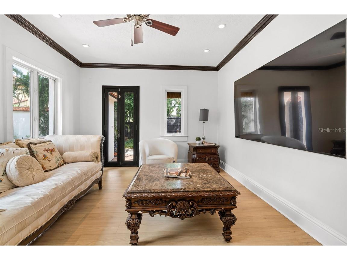 100 W Davis Boulevard Tampa FL 33606 T3435150 image13