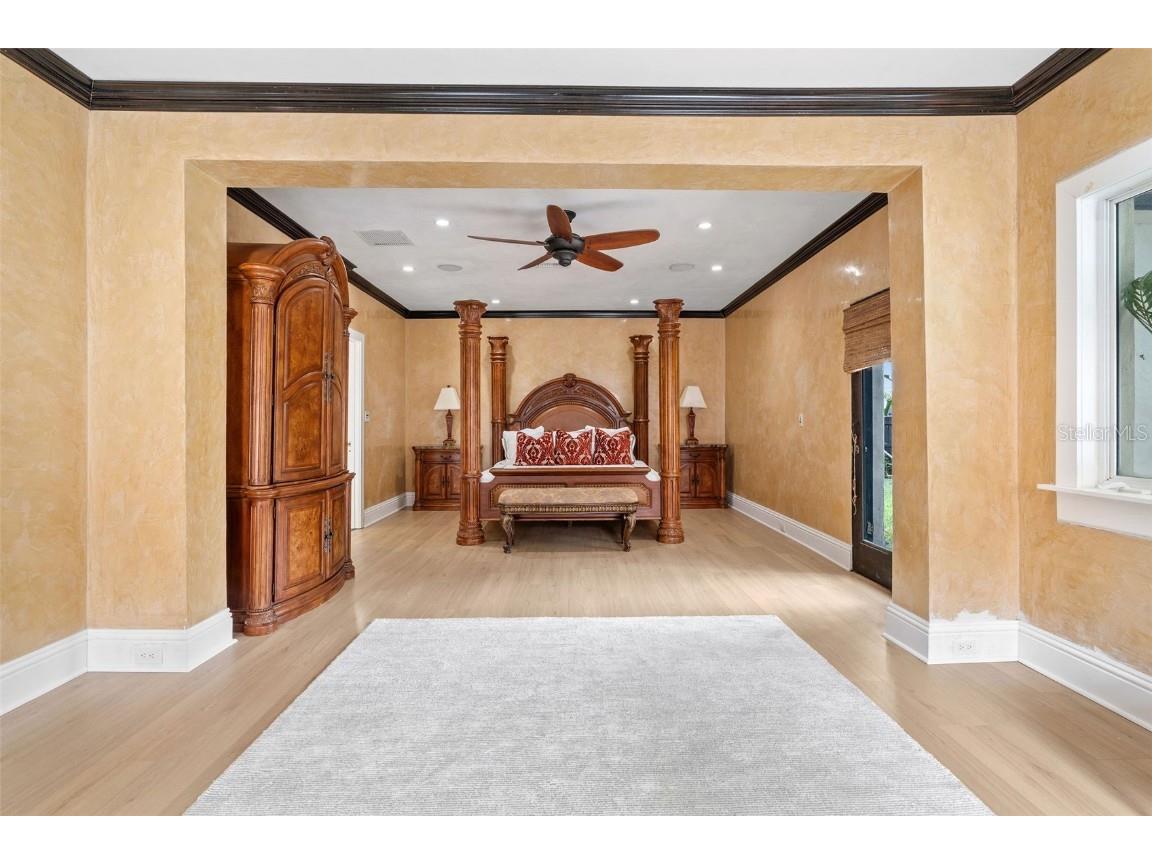 100 W Davis Boulevard Tampa FL 33606 T3435150 image15