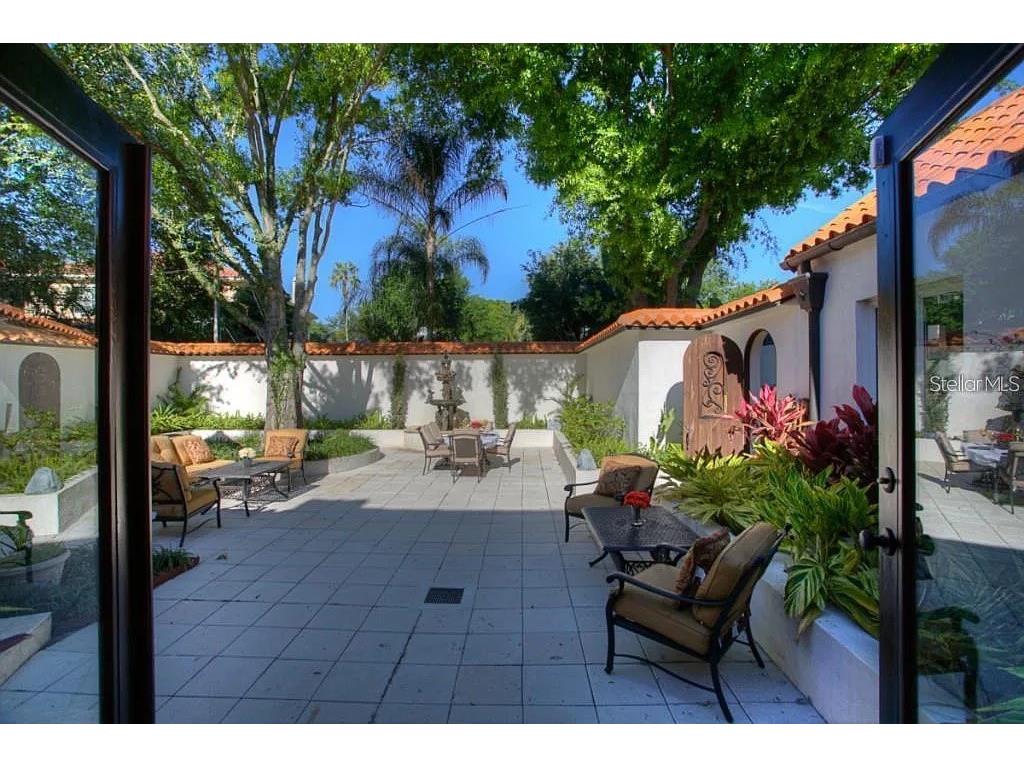 100 W Davis Boulevard Tampa FL 33606 T3435150 image23