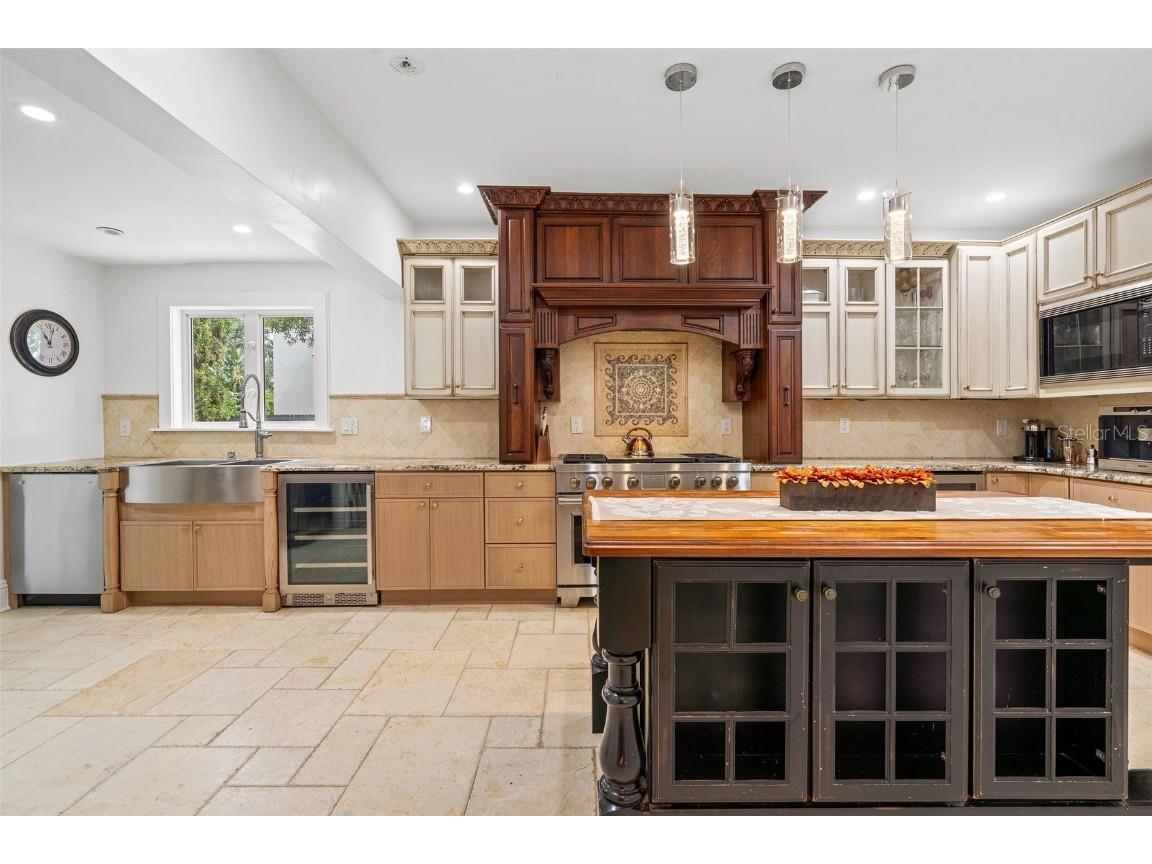 100 W Davis Boulevard Tampa FL 33606 T3435150 image26