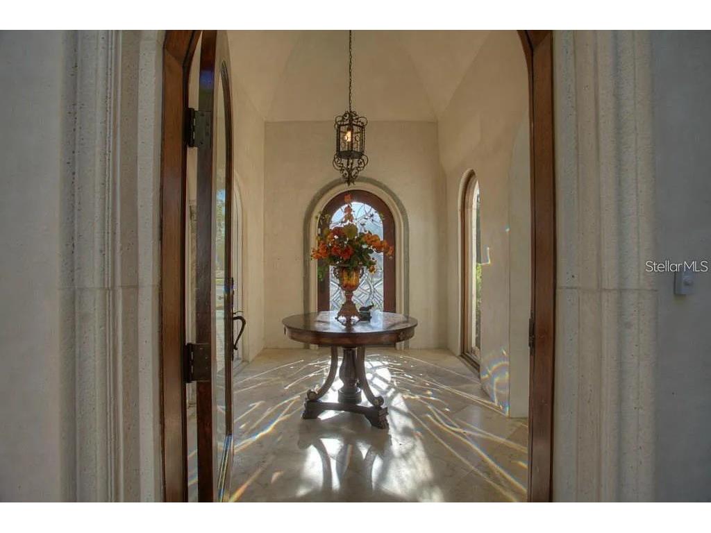 100 W Davis Boulevard Tampa FL 33606 T3435150 image3