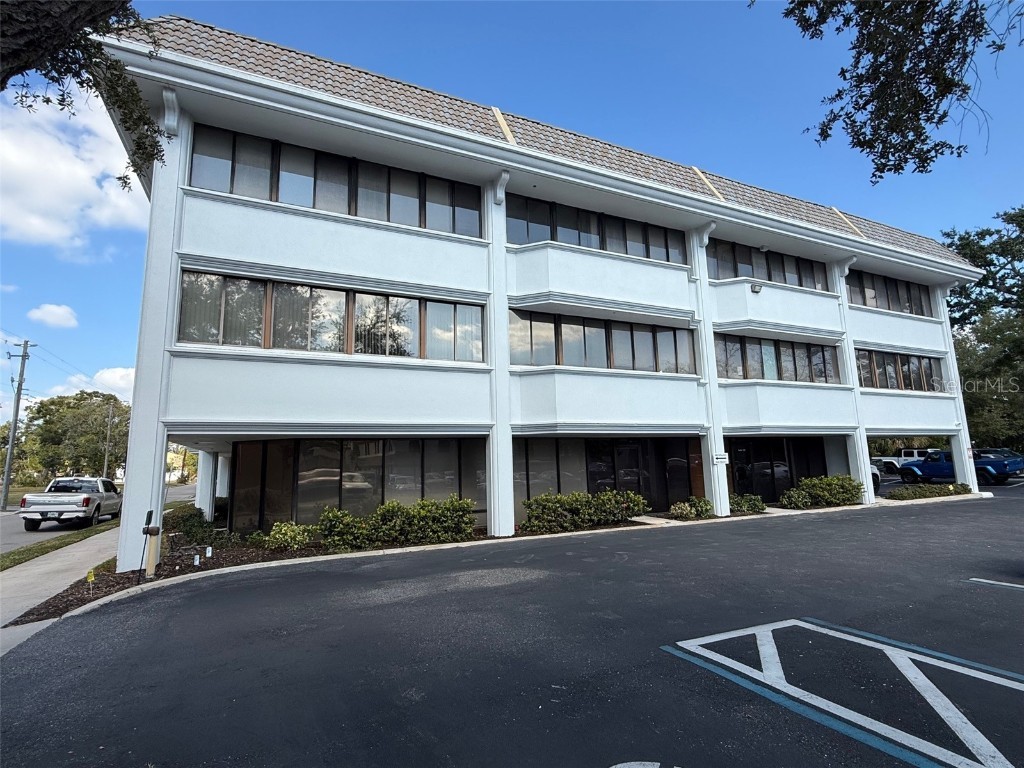 100 Wallace Avenue #245 Sarasota FL 34237 A4673785 image10