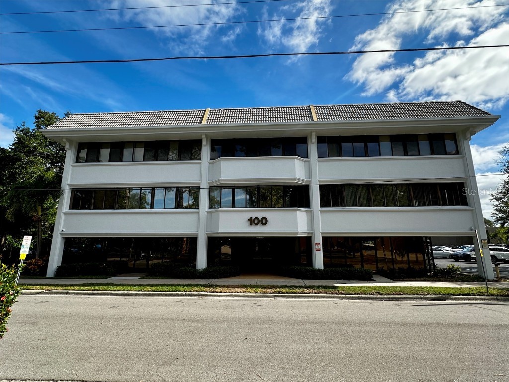 100 Wallace Avenue #260 Sarasota FL 34237 A4586504 image1