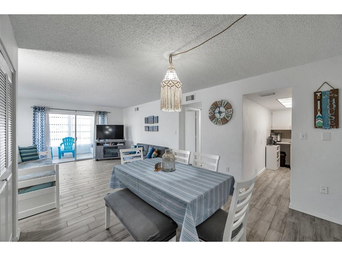 100 Waverly Way #101 Clearwater FL 33756 TB8351082 image14