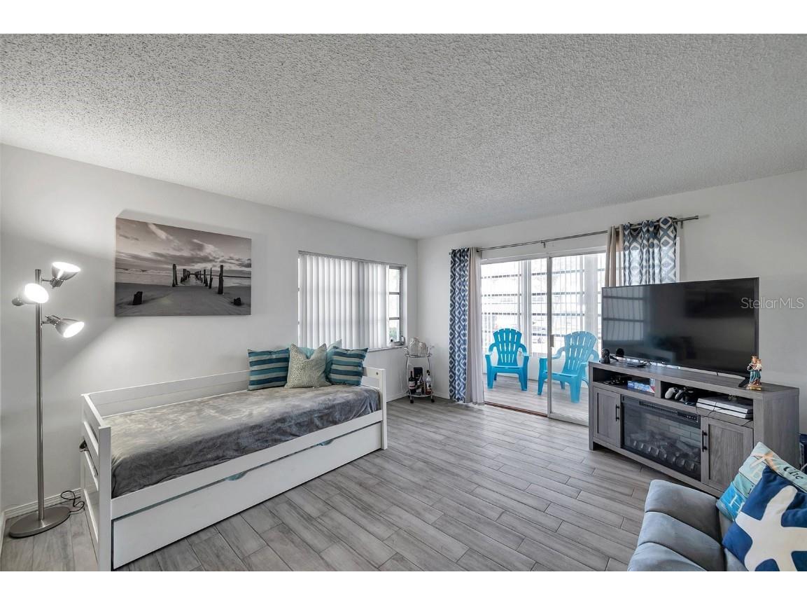 100 Waverly Way #101 Clearwater FL 33756 TB8351082 image7