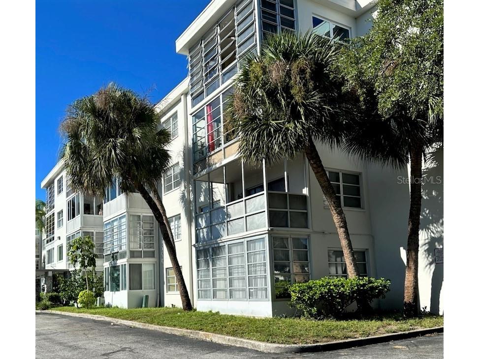 100 Waverly Way #201 Clearwater FL 33756 TB8340312 image1