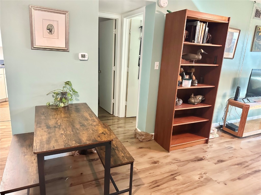 100 Waverly Way #302 Clearwater FL 33756 TB8437816 image16