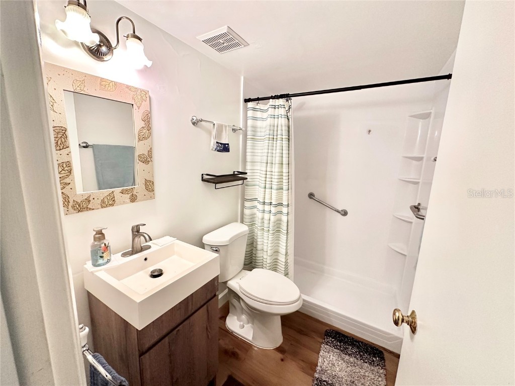 100 Waverly Way #302 Clearwater FL 33756 TB8437816 image9