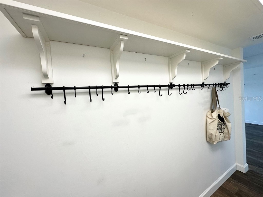 100 Waverly Way #303 Clearwater FL 33756 TB8448471 image11