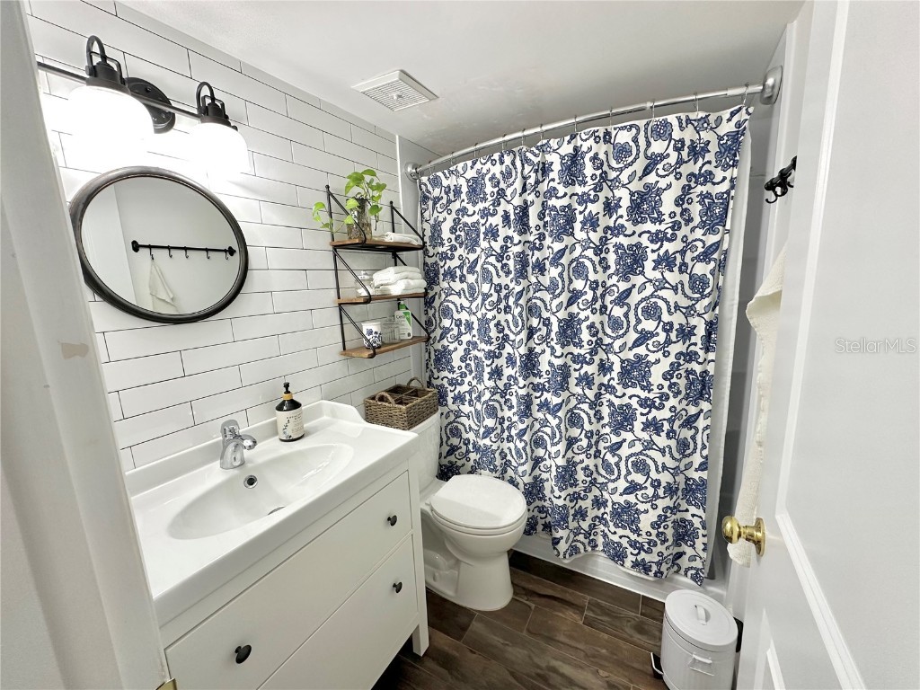 100 Waverly Way #303 Clearwater FL 33756 TB8448471 image31