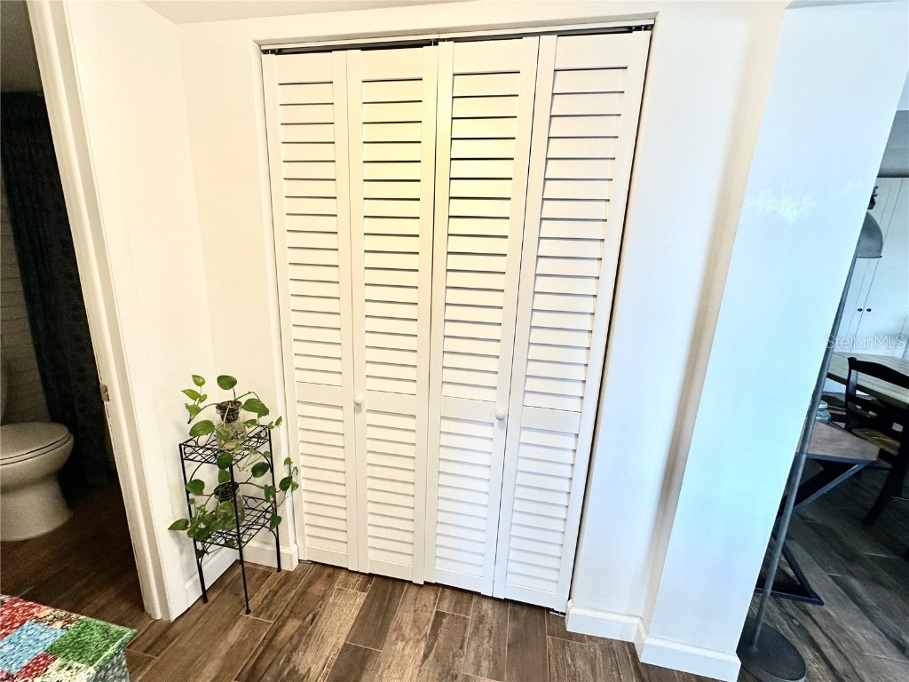 100 Waverly Way #303 Clearwater FL 33756 TB8448471 image43