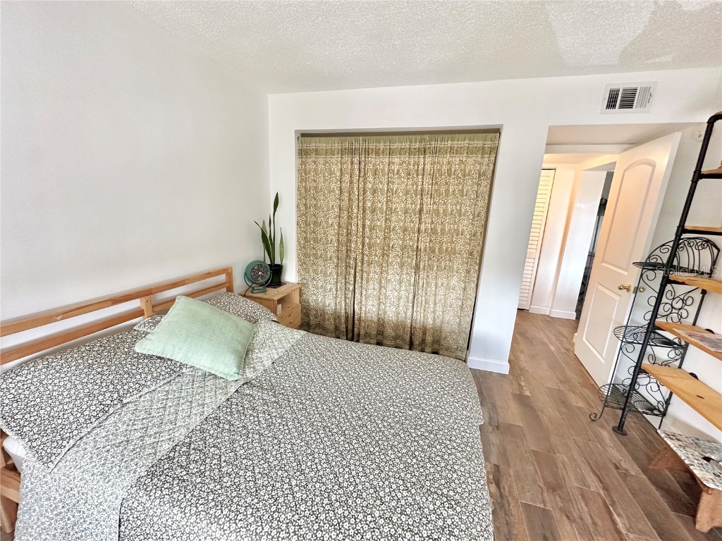 100 Waverly Way #303 Clearwater FL 33756 TB8448471 image50