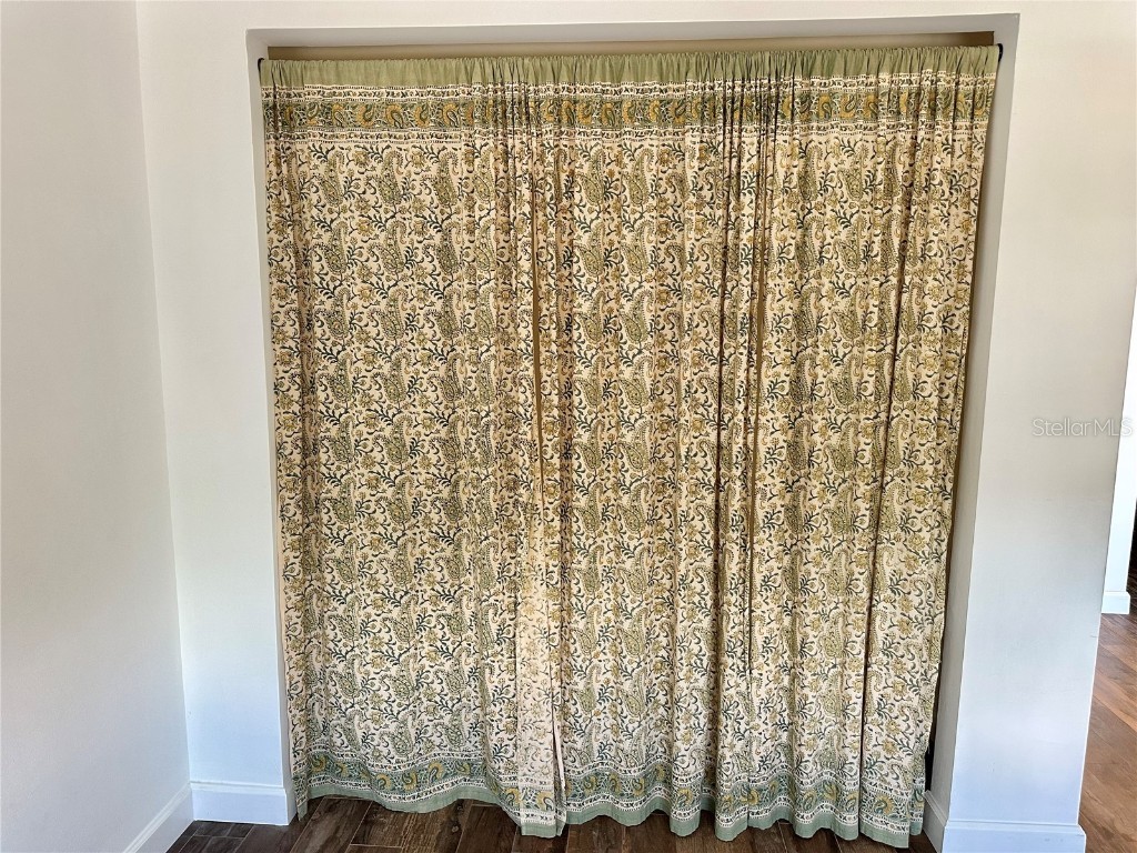 100 Waverly Way #303 Clearwater FL 33756 TB8448471 image54