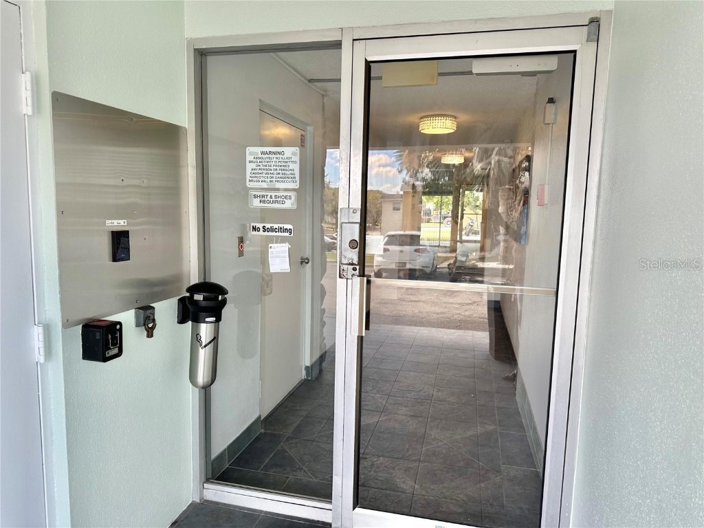 100 Waverly Way #303 Clearwater FL 33756 TB8448471 image69