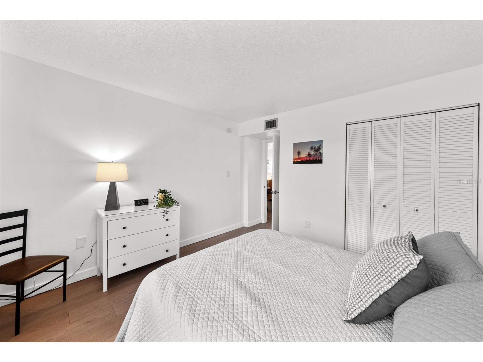 100 Waverly Way #403 Clearwater FL 33756 TB8420485 image25