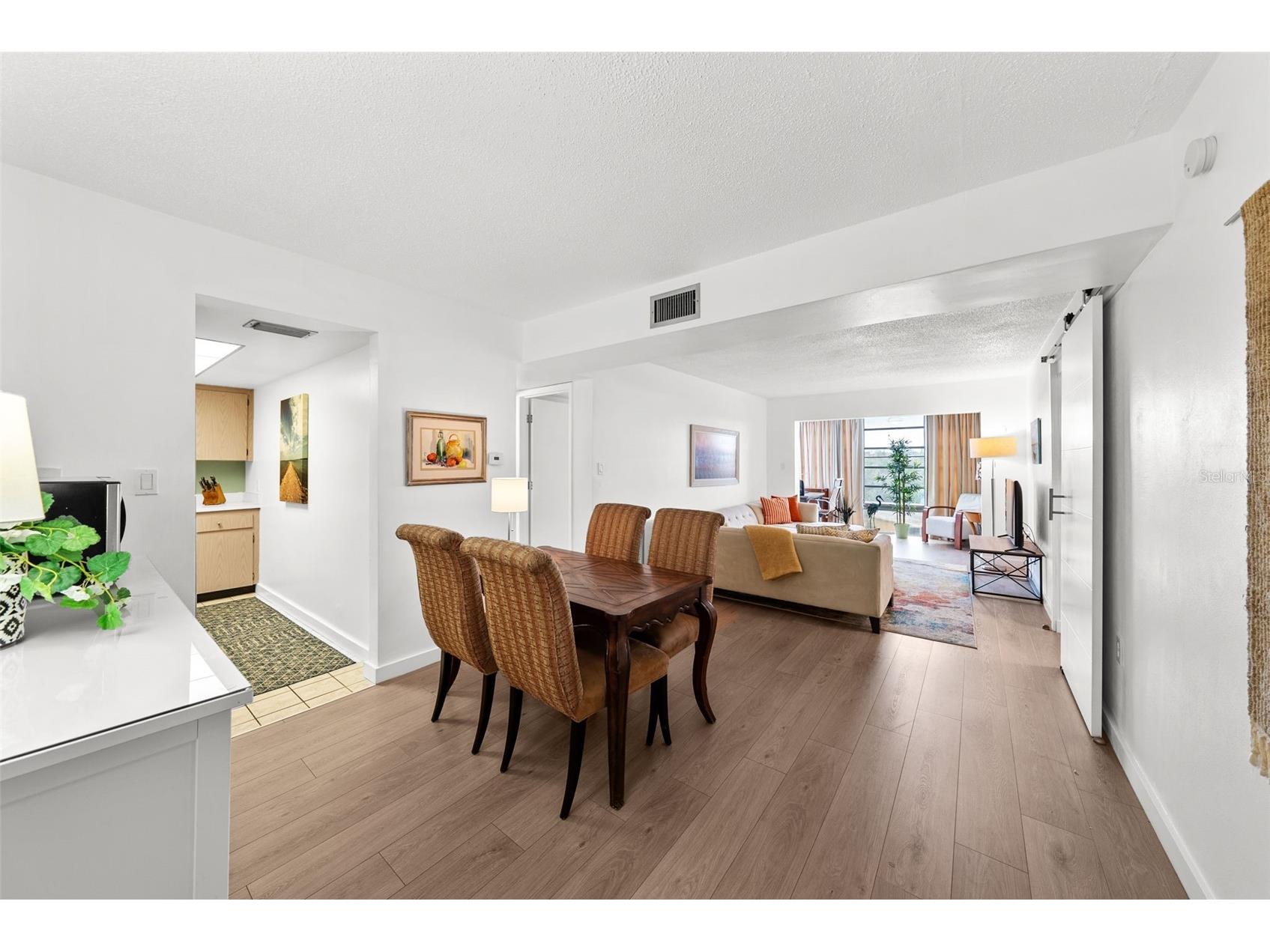 100 Waverly Way #403 Clearwater FL 33756 TB8420485 image5