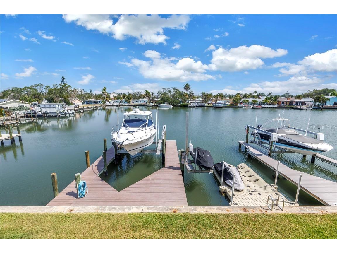 100 Windrush Boulevard #1 Indian Rocks Beach FL 33785 TB8447000 image3