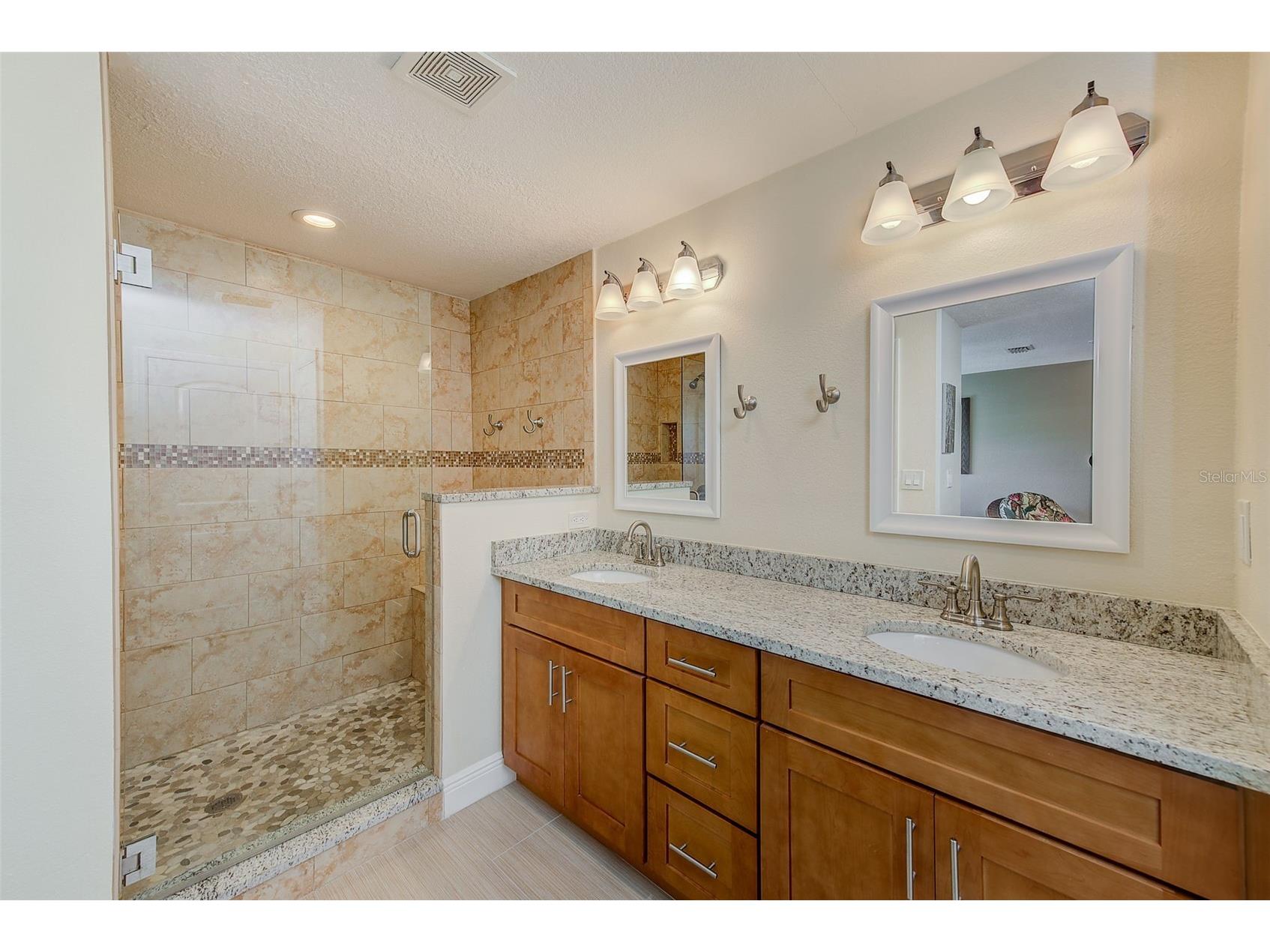 100 Windrush Boulevard #2 Indian Rocks Beach FL 33785 - PINELLAS COUNTY INTRACOASTAL TB8441049 image34