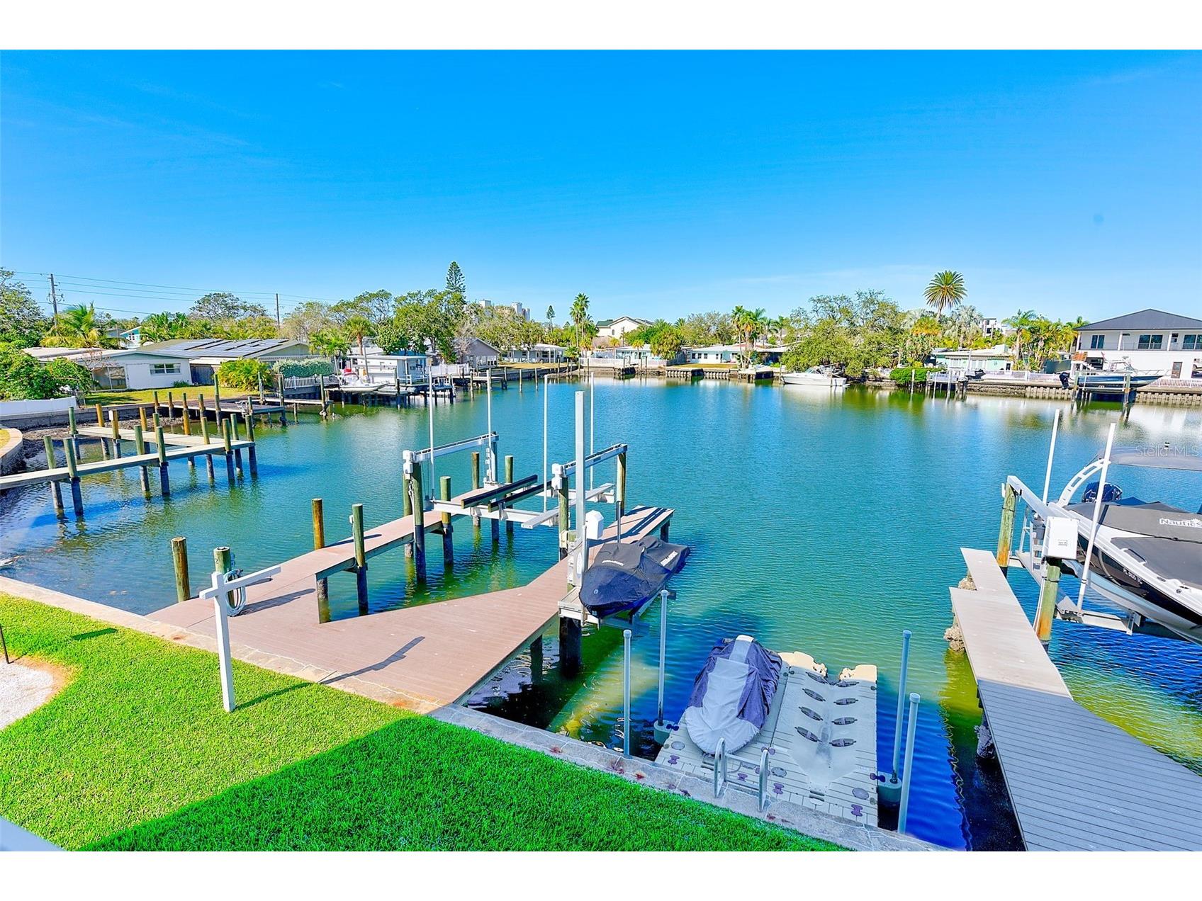 100 Windrush Boulevard #2 Indian Rocks Beach FL 33785 - PINELLAS COUNTY INTRACOASTAL TB8441049 image8