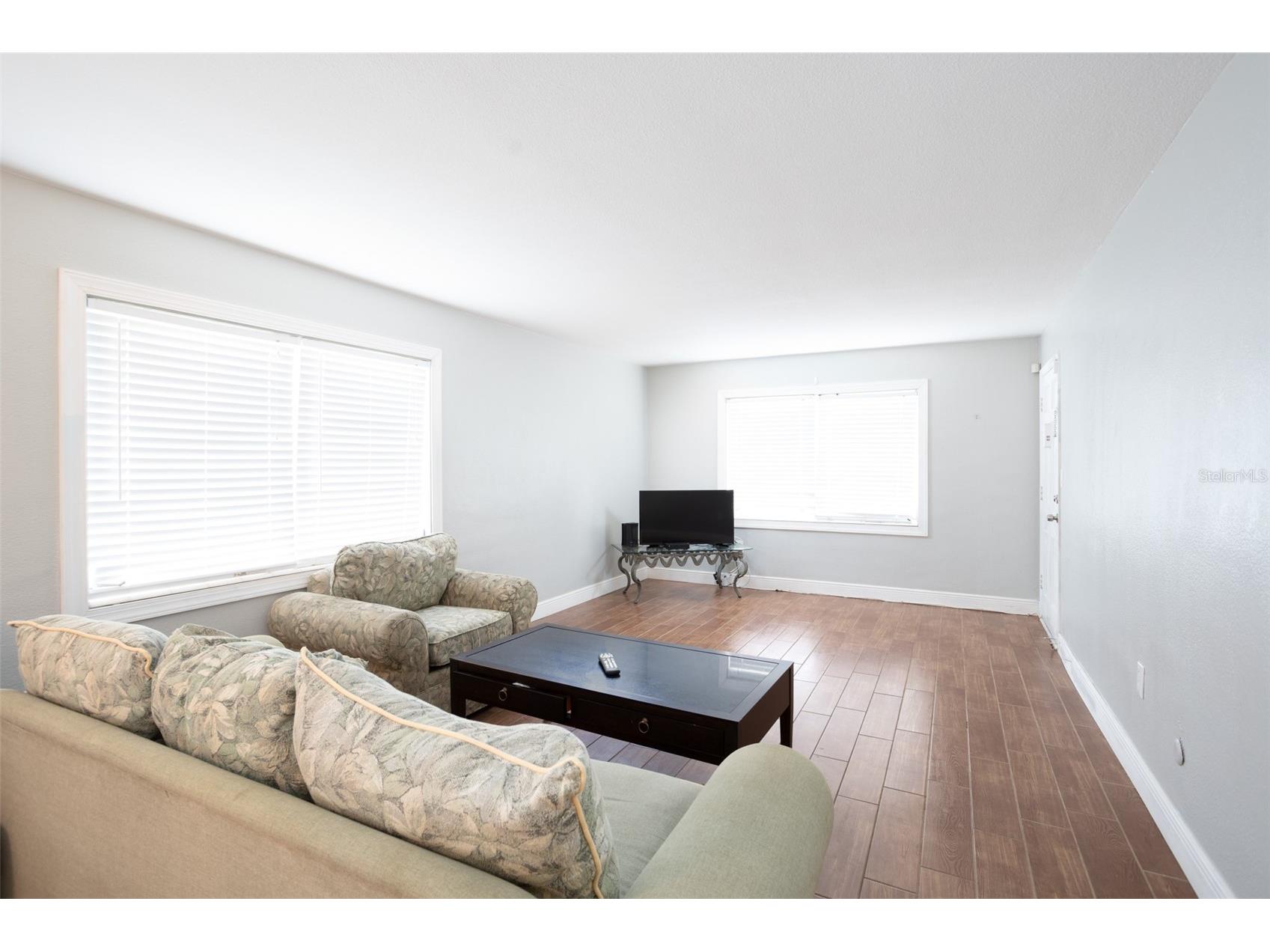 1000 49th Street N #115 Saint Petersburg FL 33710 TB8473603 image3