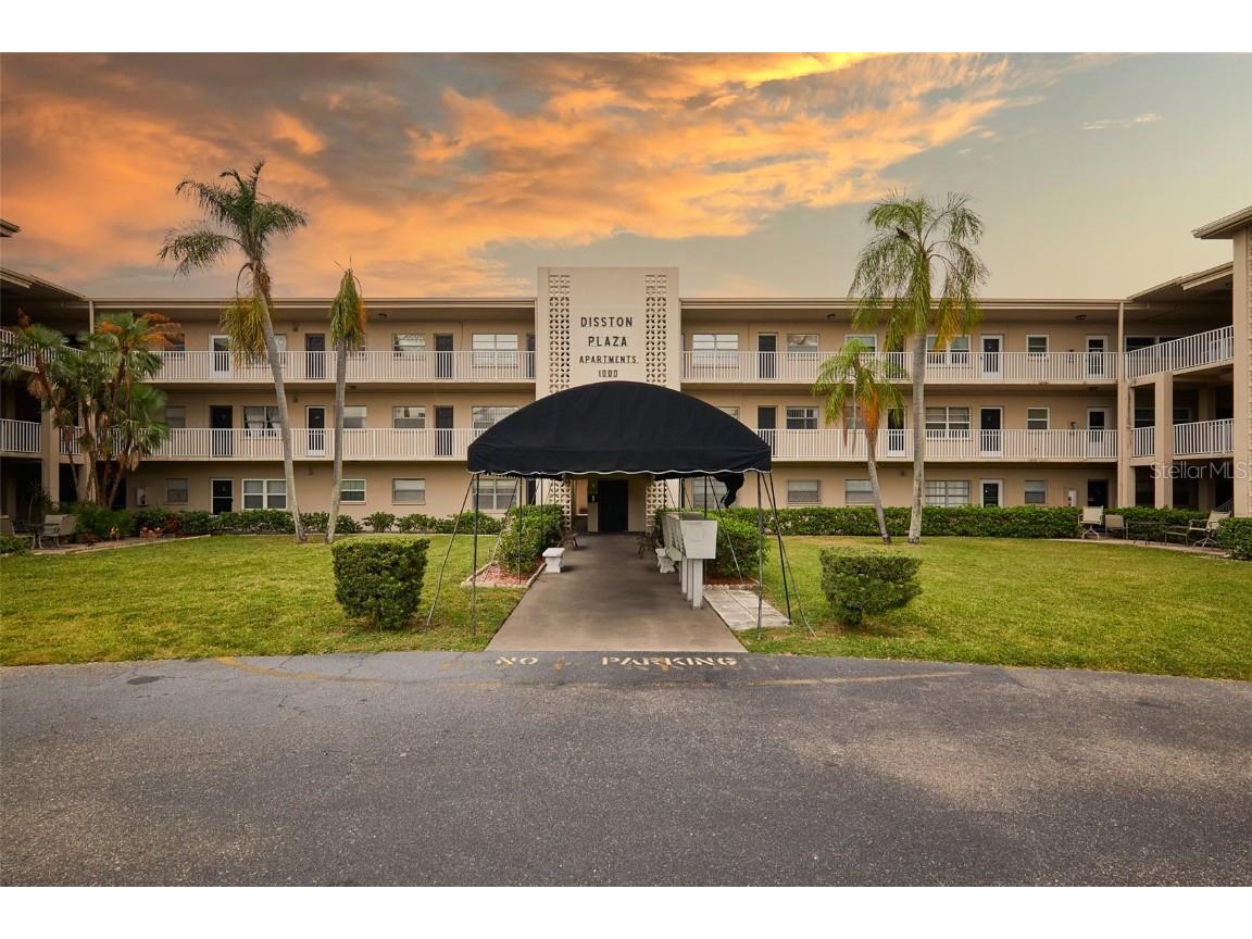 1000 49th Street N #212 Saint Petersburg FL 33710 U8180056 image1