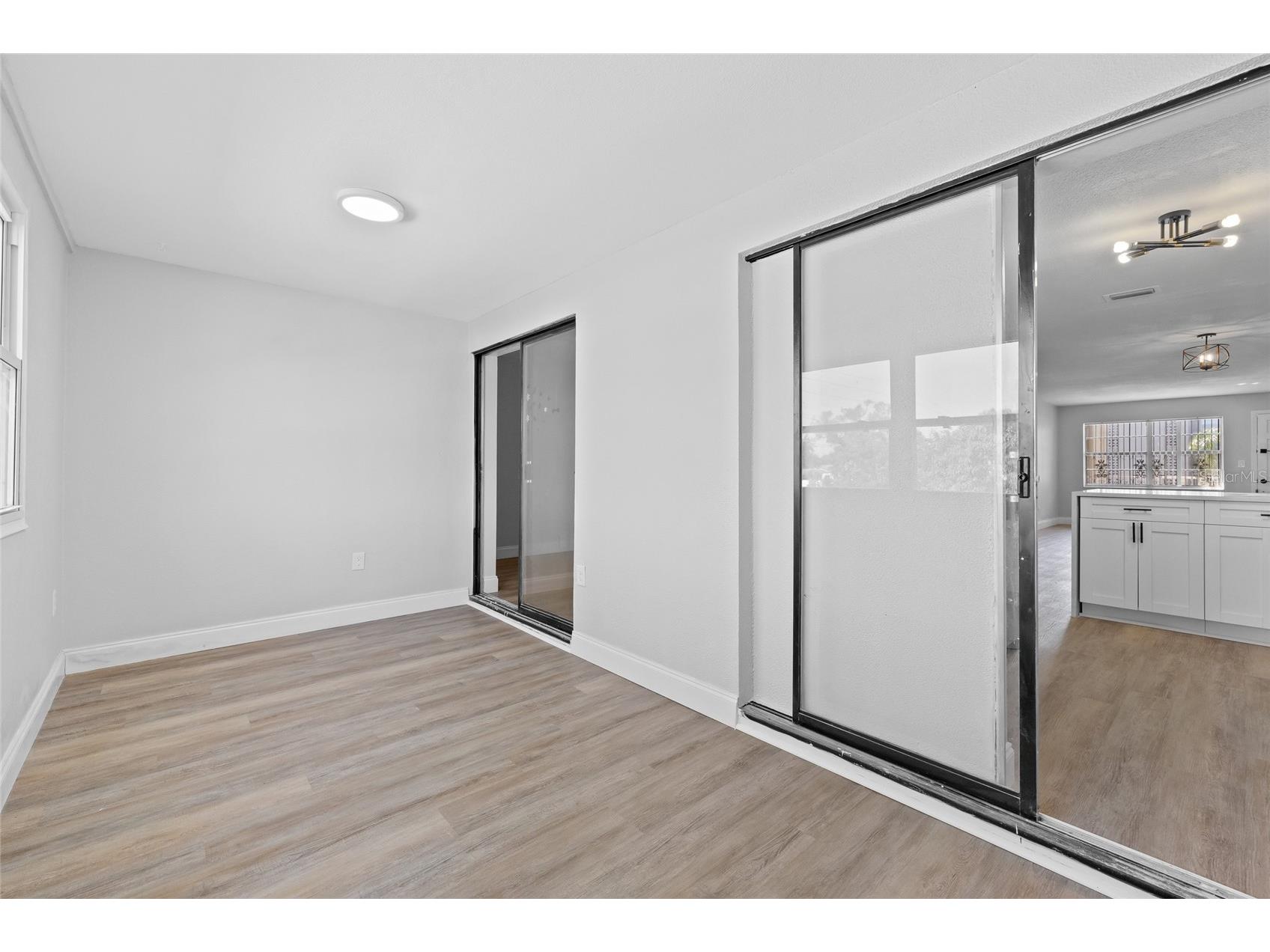 1000 49th Street N #214 Saint Petersburg FL 33710 TB8469369 image13