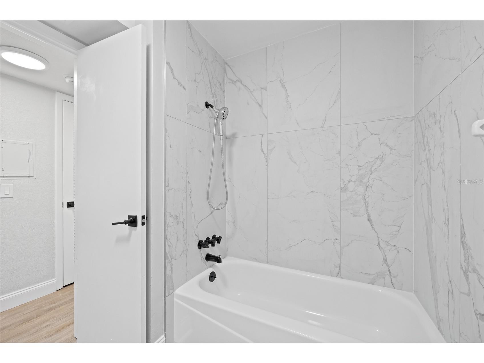 1000 49th Street N #214 Saint Petersburg FL 33710 TB8469369 image22