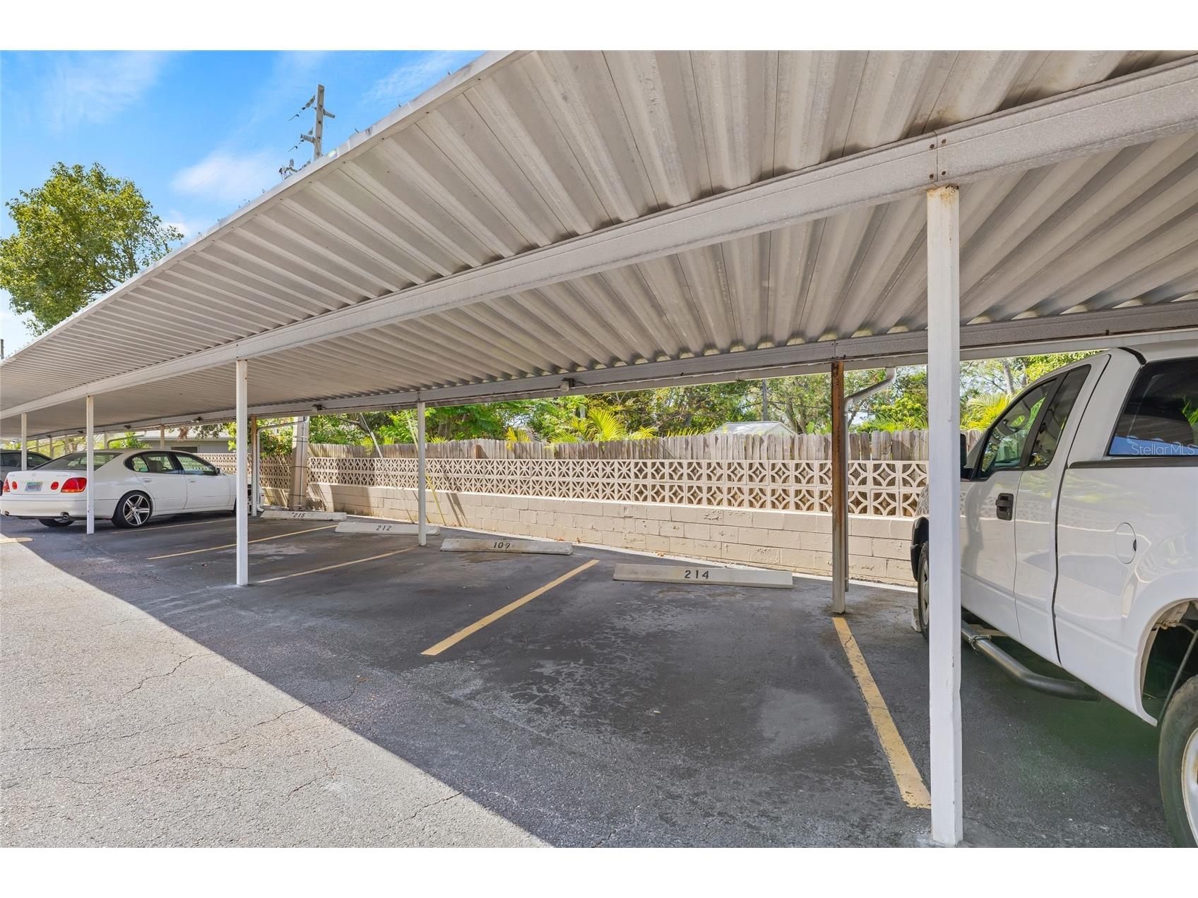 1000 49th Street N #214 Saint Petersburg FL 33710 TB8469369 image29