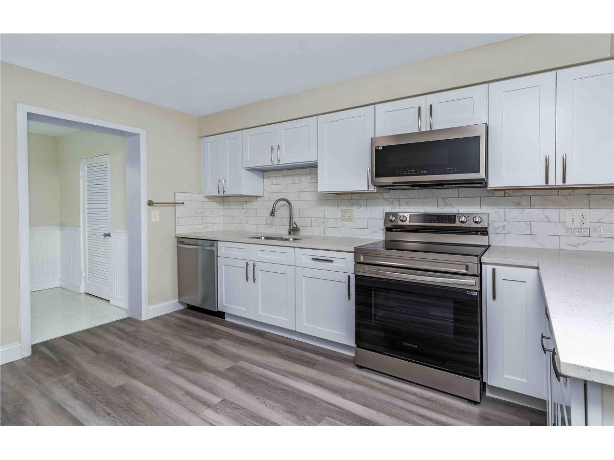 1000 49th Street N #309 Saint Petersburg FL 33710 TB8429802 image12