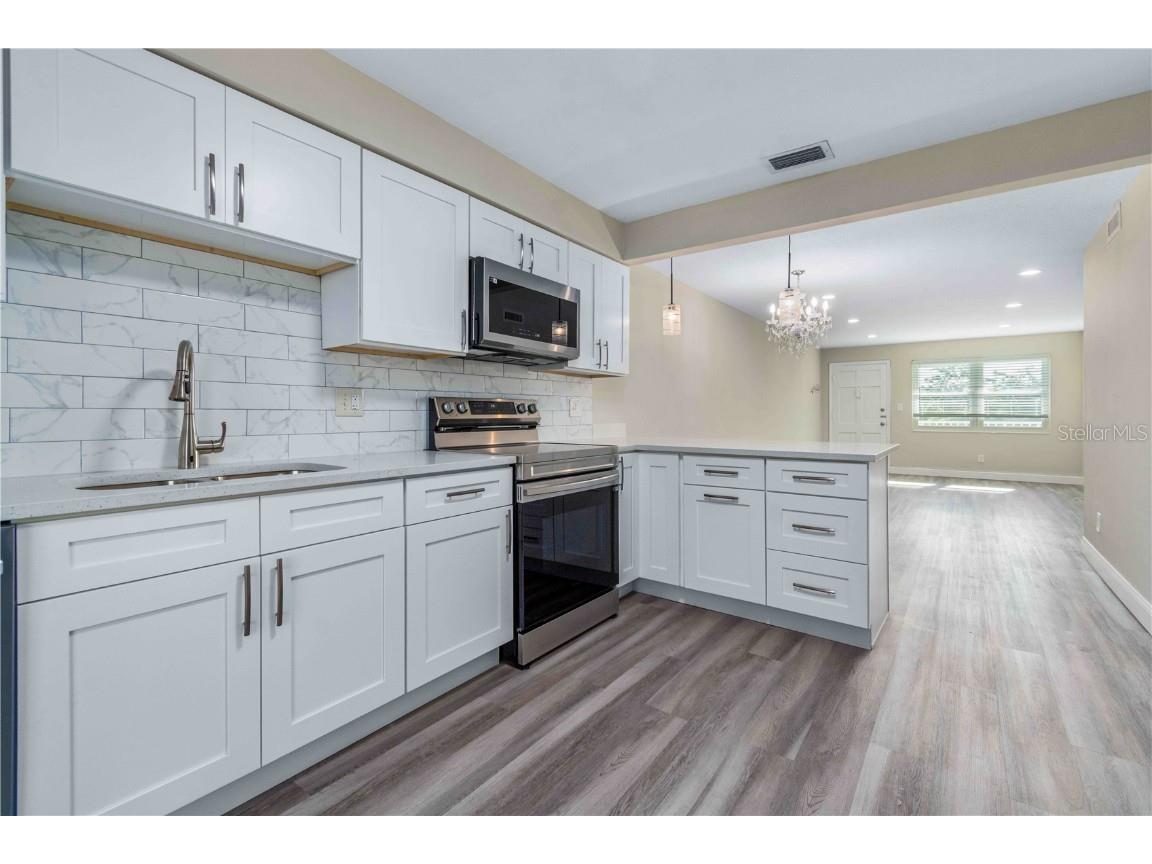 1000 49th Street N #309 Saint Petersburg FL 33710 TB8429802 image13