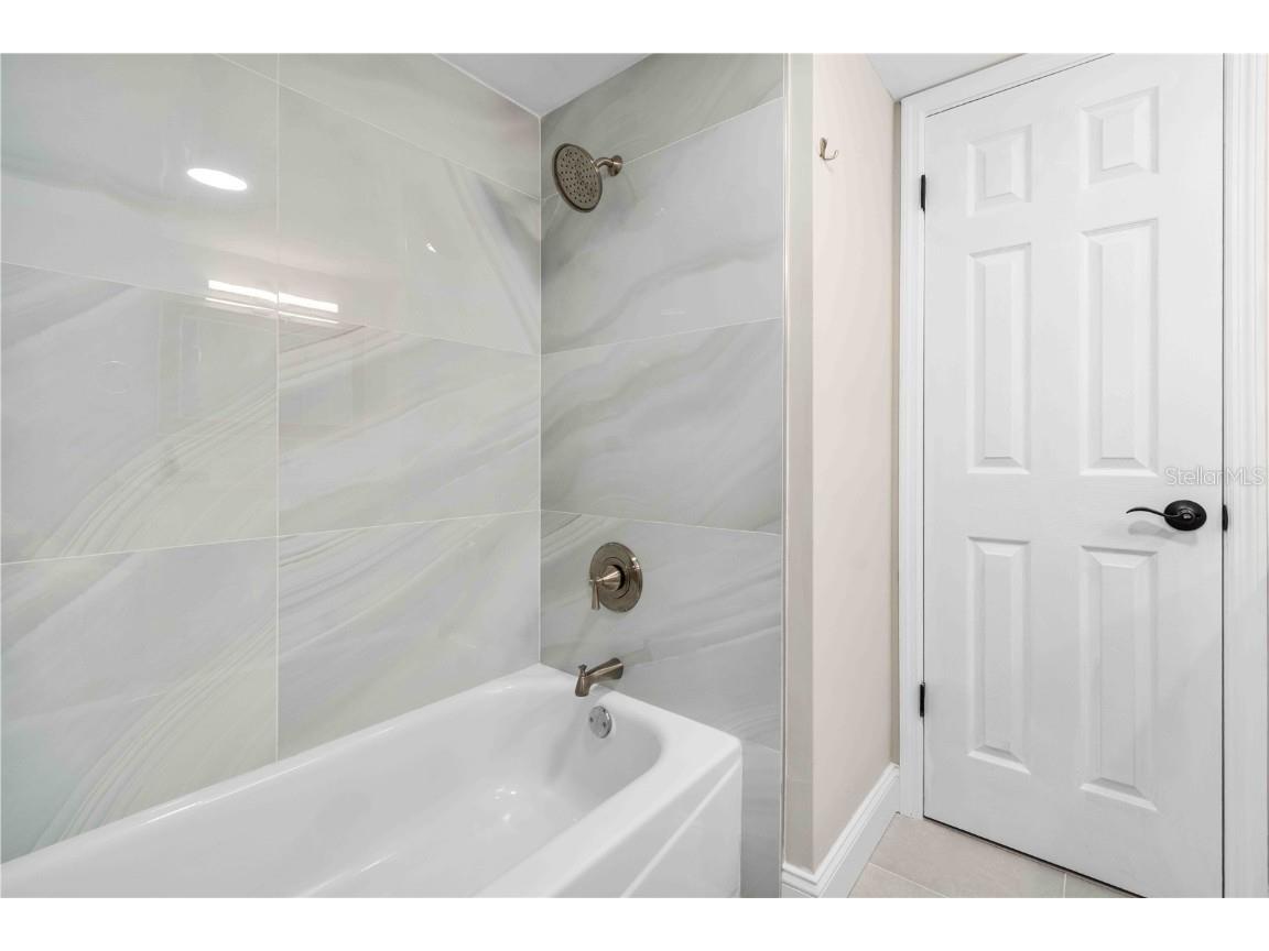 1000 49th Street N #309 Saint Petersburg FL 33710 TB8429802 image22