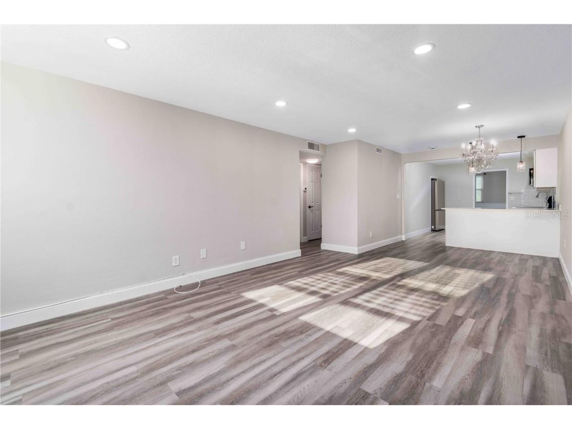 1000 49th Street N #309 Saint Petersburg FL 33710 TB8429802 image4