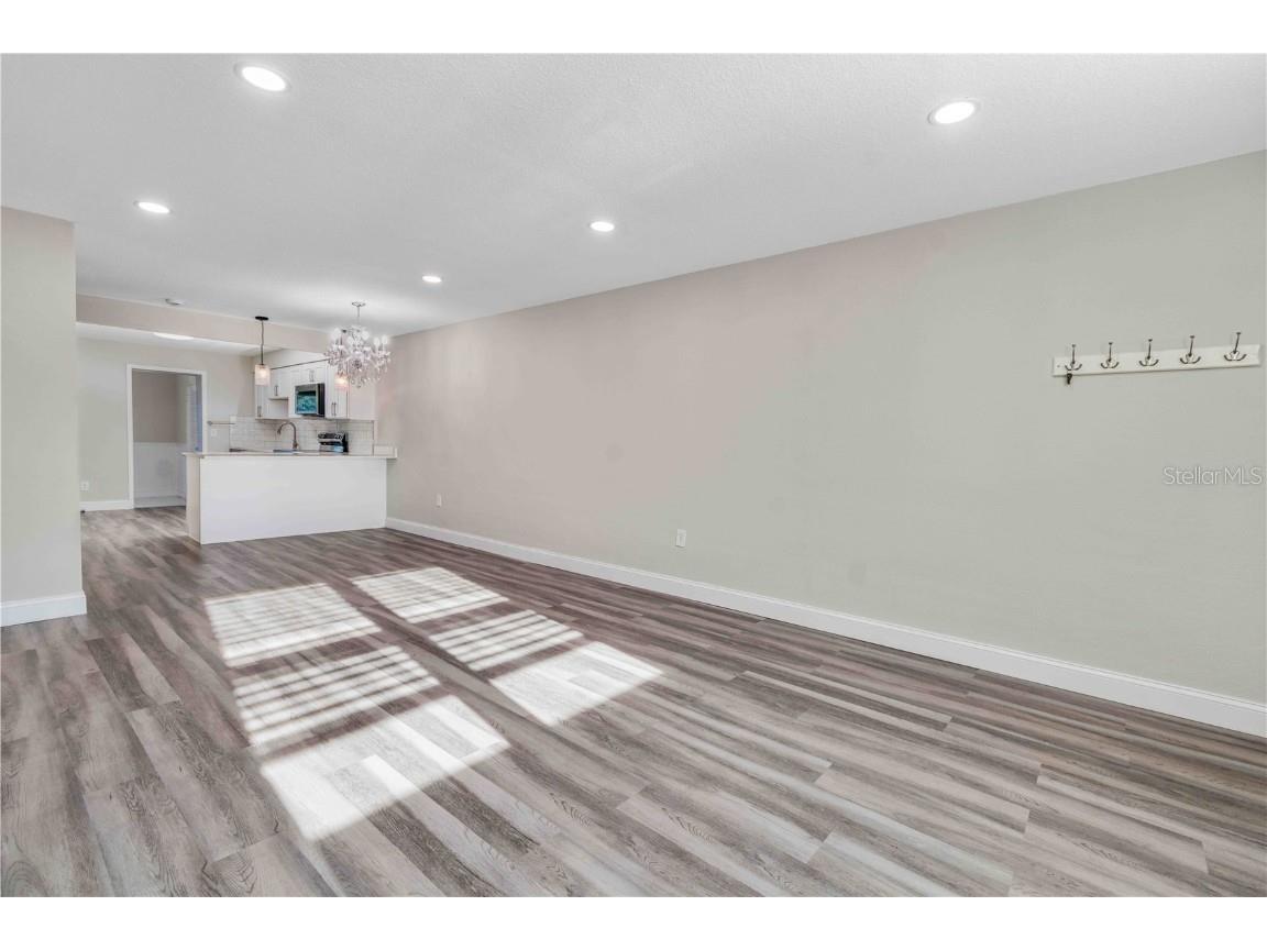 1000 49th Street N #309 Saint Petersburg FL 33710 TB8429802 image5