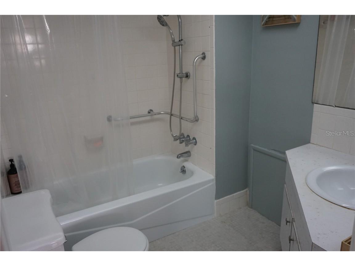 1000 49th Street N #311 Saint Petersburg FL 33710 TB8439551 image13