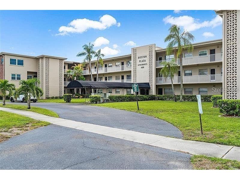 1000 49th Street N #311 Saint Petersburg FL 33710 TB8488862 image1