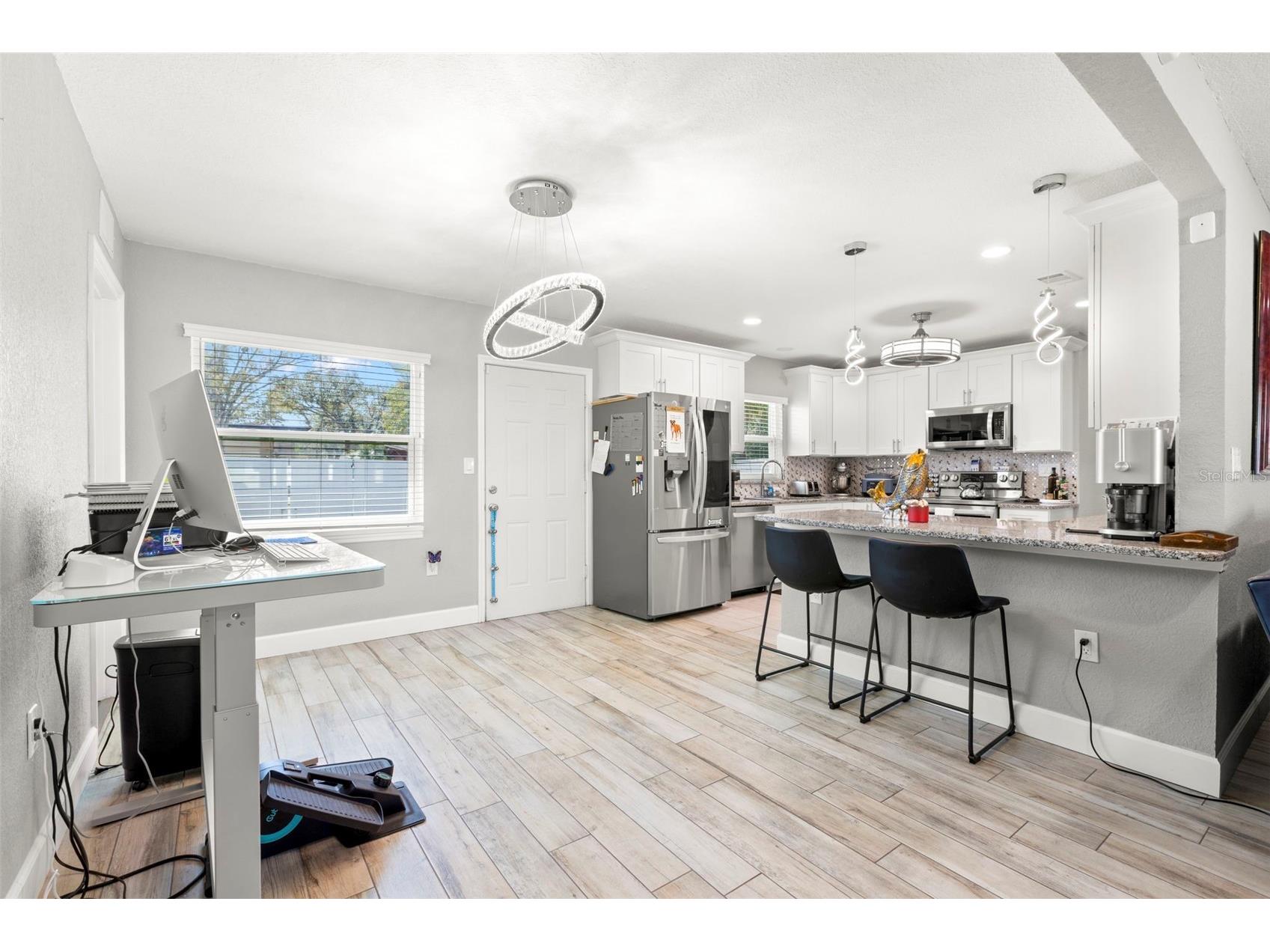 1000 59th Avenue S Saint Petersburg FL 33705 TB8479812 image14