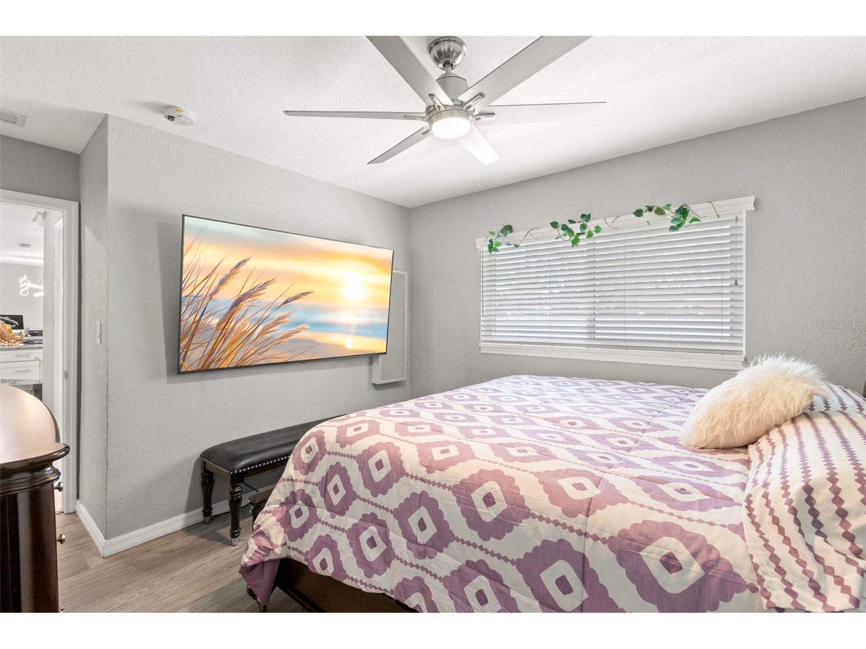 1000 59th Avenue S Saint Petersburg FL 33705 TB8479812 image25