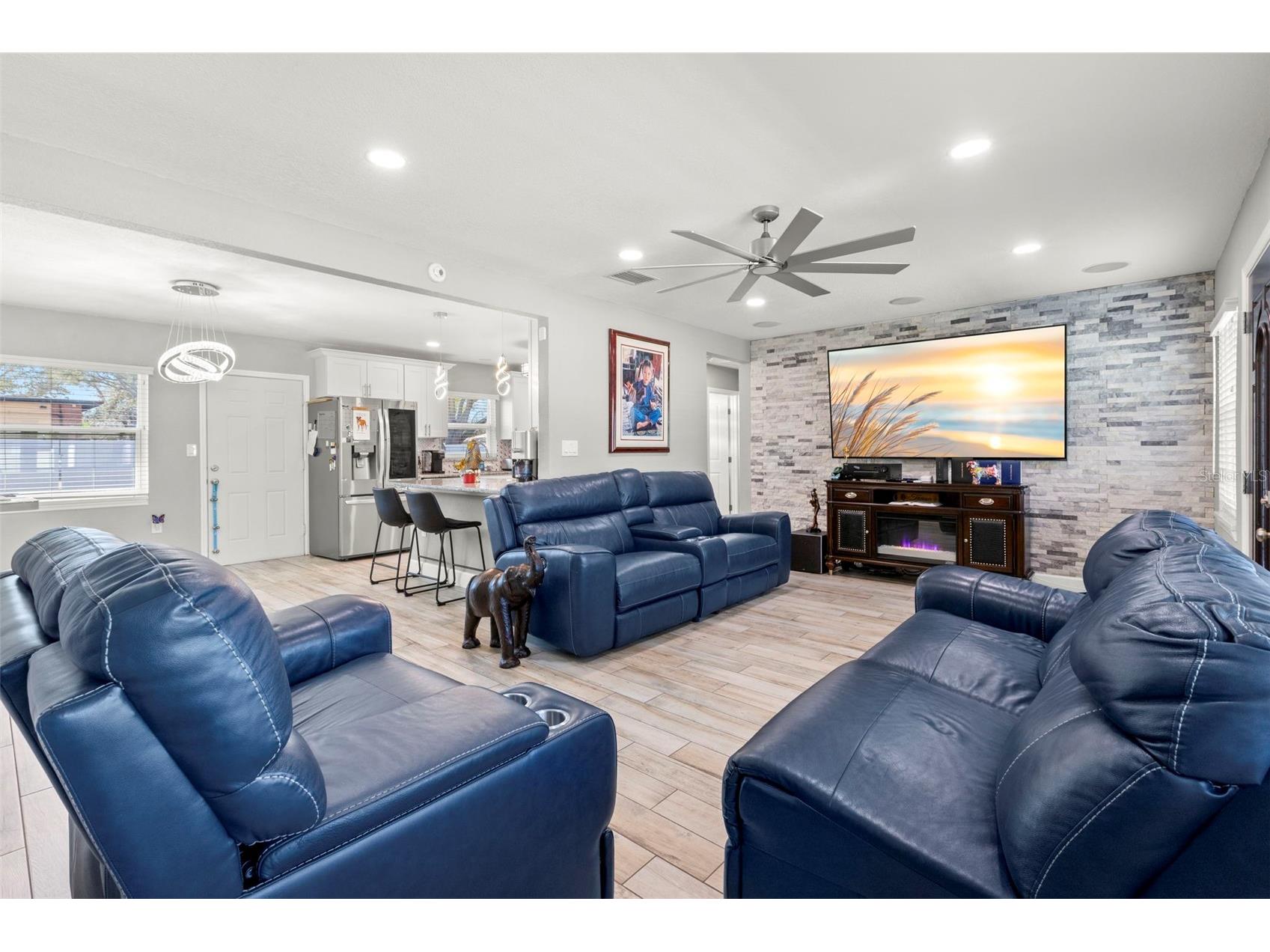 1000 59th Avenue S Saint Petersburg FL 33705 TB8479812 image8