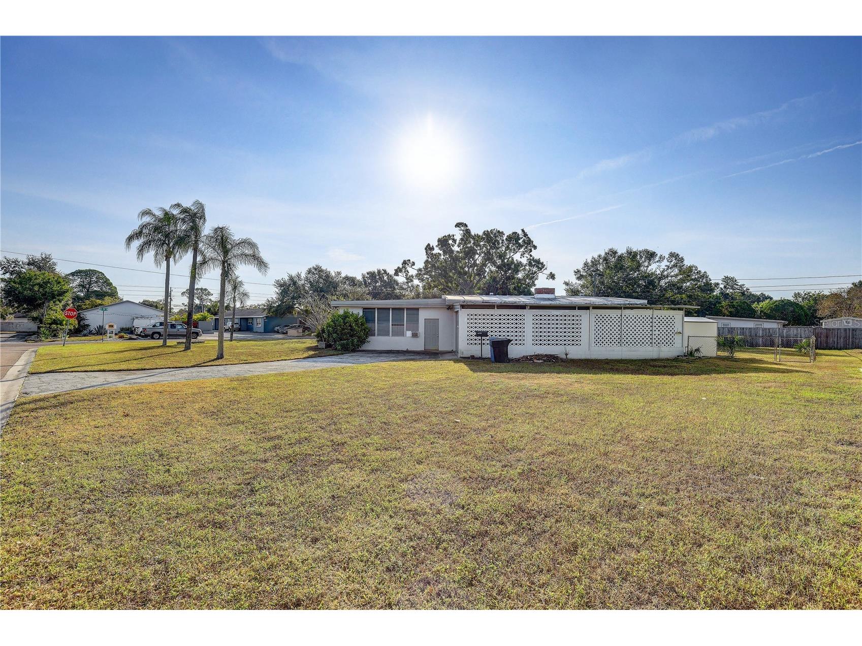 1000 61st Avenue N Saint Petersburg FL 33703 TB8454477 image2