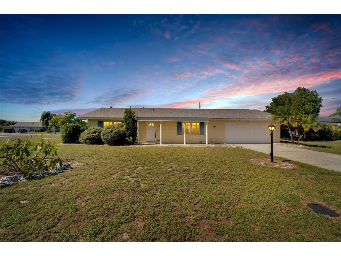 1000 Andover Circle Sun City Center FL 33573 - South Lake T3480538 image1